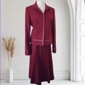 RED MERLOT SUIT FAUX SUEDE SIZE 8 WOMENS SZ 8 GUC